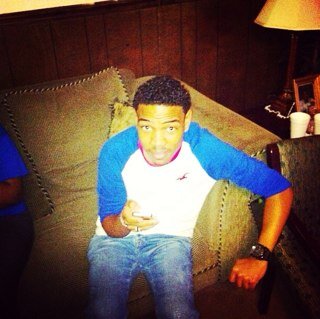 Follow me I follow bck