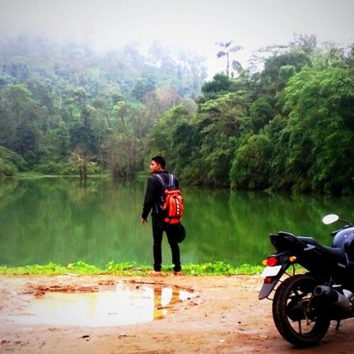 Abhi_nav_Ms's profile picture. rationalist/atheist.