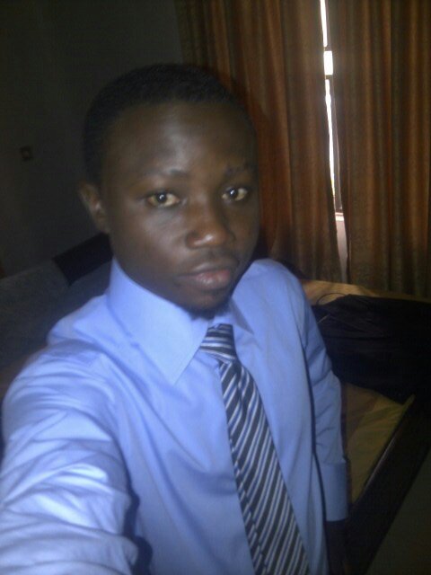 UNIBEN graduate #BankingAndFinance....I'm one diplomatic dude!