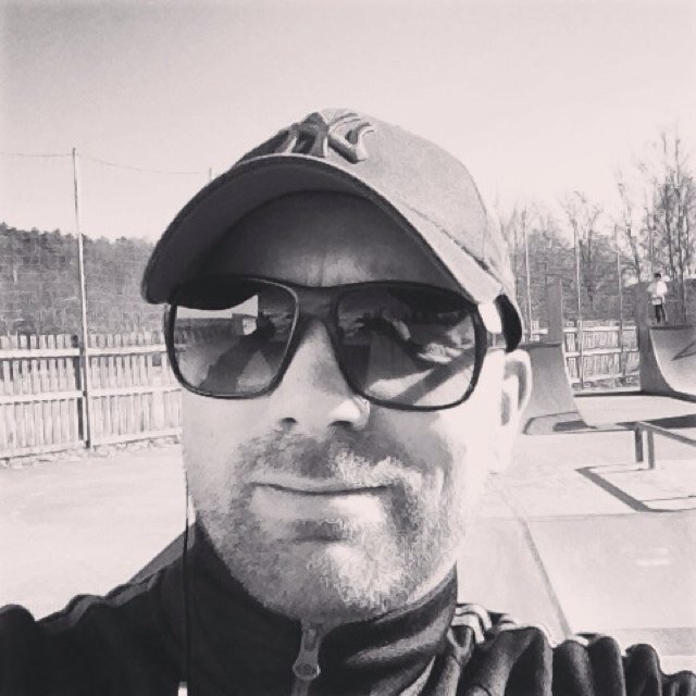 TwinFather's profile picture. 52 year old father of four children, spending my days being an evangelist of Next Genaration Infrastructure @CGit_AB and my sparetime lifting weights.