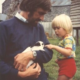 carmypeach's profile picture. Hello.