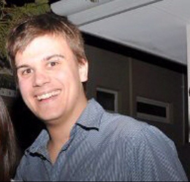 Developer nerd and all round nice guy. tweets focused on mobile software. Probably fliteboarding somewhere
