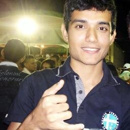, Com Deus o Impossível vira Possível . '        http://t.co/NUpUQY9K4F