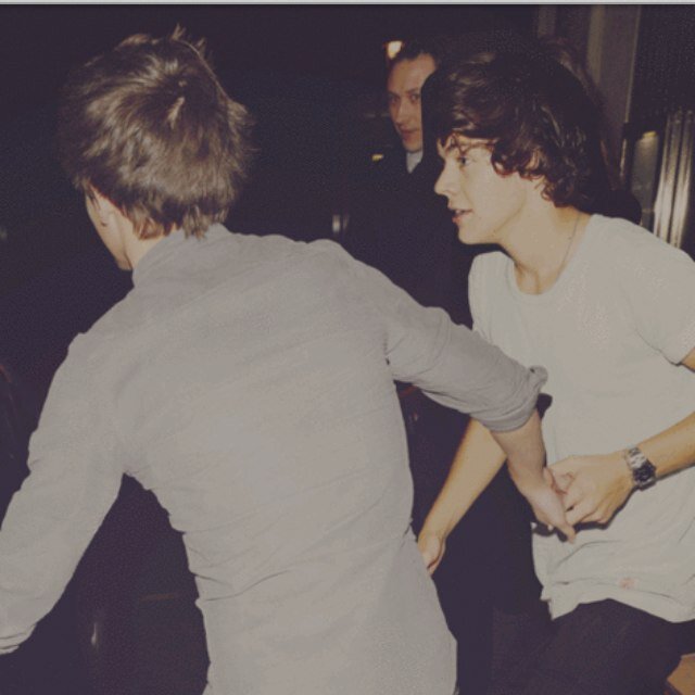 larry stylinson | respect cmon people | i follow back