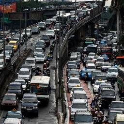 Pusat Info Jalan & Update Traffic Realtime Perjalanan Anda. Format tweet: @PusatJalan Semanggi kearah Palmerah padat. #JKTB.
Web: http://t.co/PbzpvZbyVy