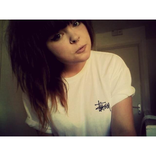 hi i'm 18 & i like the ghost inside, climates, tui, counterparts, seahaven, demoraliser, in hearts wake, odessa, such gold, daylight & backtrack. ig-l0veletmeg0