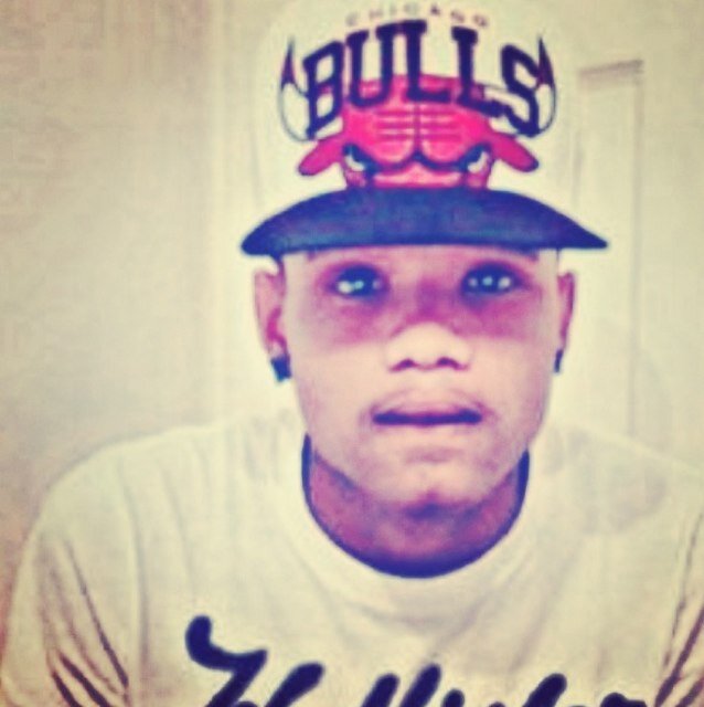 Made a new twitter so folloowww me
