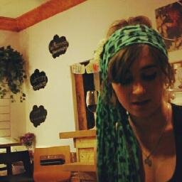 I wish I was a punk rocker with flowers in my hair...