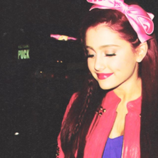 YOU JUST GOT A FREE FOLLOW! FOLLOW BACK ON @GOODGIRLARIANA