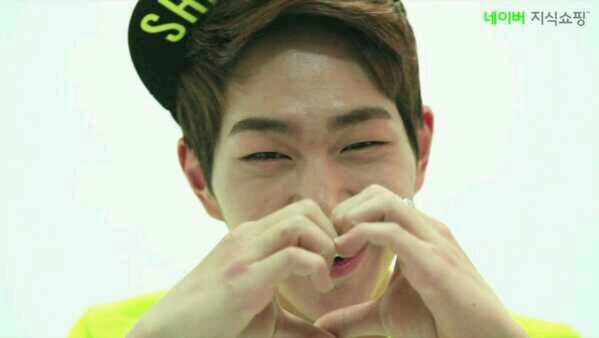 ＳＨＩＮｅｅ大好きっ！！ジョンの歌声に心を動かされます。ワンコのような可愛らしさもたまりませんww（≧∀≦）お豆腐のような柔らかい笑顔に優しい歌声。そんなおにゅが大好きですvvvvvＩＮＦＩＮＩＴＥも大好きですｖｖｖソンジョンかわいくてたまりません♪♪２ＡＭの歌にいつも心揺さぶられます。Ｋ－ＰＯＰ全般大好きです☆