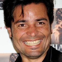 Me llamo Noel, fanatica de @CHAYANNEMUSIC Mamá de 3 hermosas hijas...Felizmente casada hace 21 años....ahora madre DIRECTIONER, BELIEBER Y SWIFTIE....ANTI K..