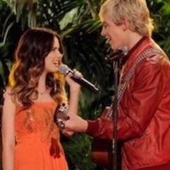 #Yeah @lauramarano reply me 12/24/12 and @officialR5 follow me 03/08/2014. The most importants days of my life #Cheerful #Excited #Love
