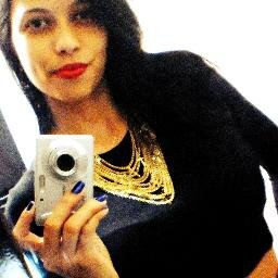 - Deus não te tira as coisas, Ele te livra delas. (;