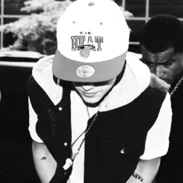 follow @internetbieber