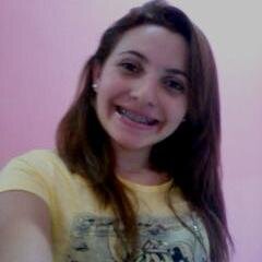 20 anos, taurina. Em um relacionamento sério com a Solteiríssie ;)