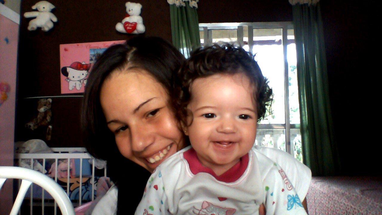 sargitariana,17 anos,amo minha filha e meu maridoe adoro chocolate...
