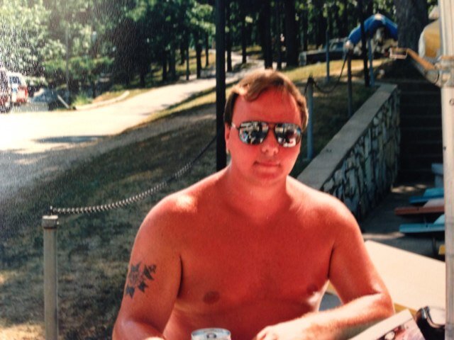 bears fan . 4 wonderful daughters  . Nature lover . Ancient History buff especially Egypt and Greece.  Into conspiracy theories