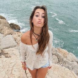 Dicen que cambiamos constantemente, día a día. Pero, si a cada instante no soy la misma, ¿quién demonios soy?