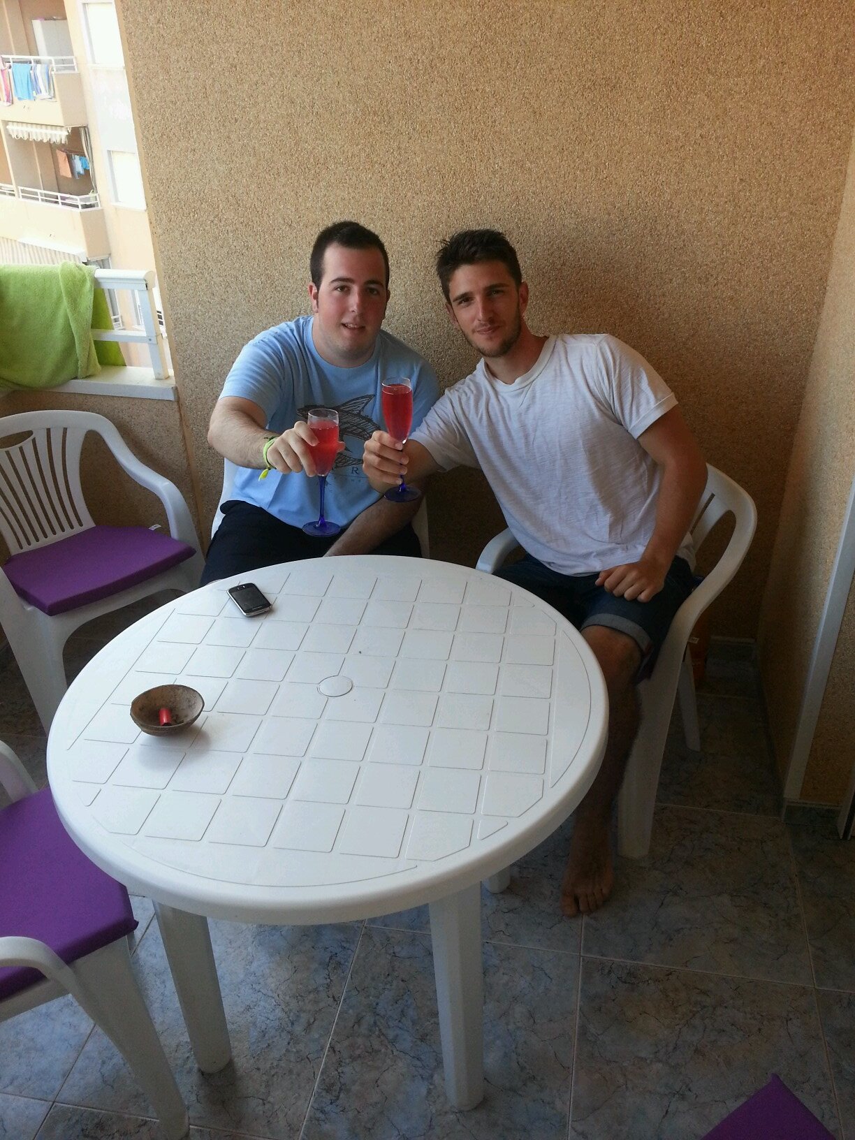 xexuboss's profile picture. Imitador y estudiante de farmacia en mis ratos libres