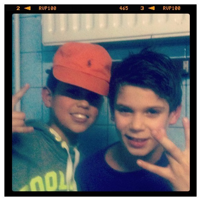 'FeYeNoOrD. 'Moluks/Nederlands