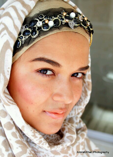 AmirahPoint's profile picture. Photographer, half marathon runner, socialist, dreamer, I'd rather be an optimist prime than be a negatron.. Islam is my life  #ProudMuslim