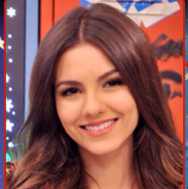 Heeey❤ It's Tori Vega. ❤ [ I'm NOT Victoria Justice ] {Role play account}