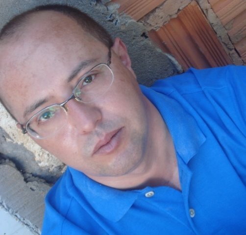 PROFESSOR e ENFERMEIRO, NASCI EM 03/10/1967, SOU GAY / PROCURO UM AMOR VERDADEIRO ENTRE DOIS HOMENS/ MEU WHATSAPP: +55  14  997359239 = JOSUÉ/ BRAZIL