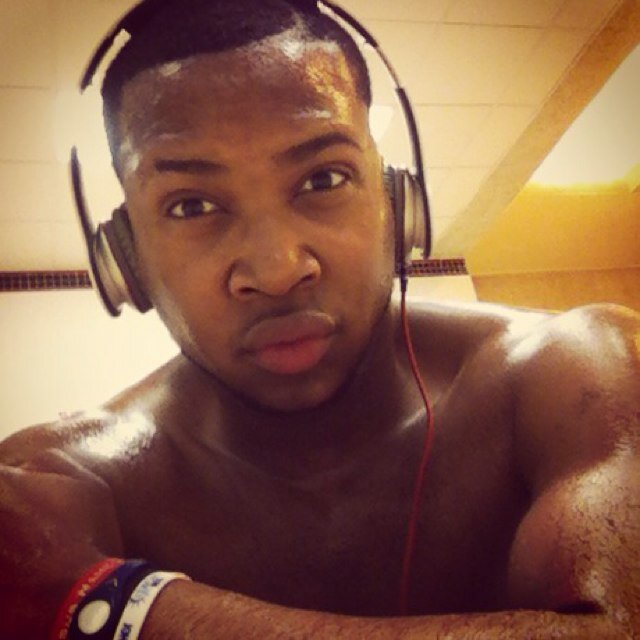 #TeamLIVRE  life is a stage ...now watch me perform