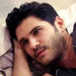 @TSayisman ♥ @Perakedisiii ♥ve @mustafaceceli ♥delisiyim çok seviyorum :)