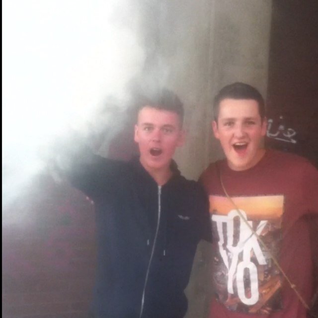 17 years old, football coach, clueless gambler and obviously am a tranmere fan!! 29/92 264A7C04