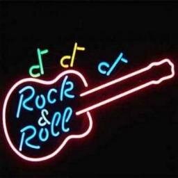 Queremos gente con buena onda, pasamos las frases que quieran, mientras pidan no hay problema
Y MAS QUE NADA , QUE SEA ROCK GENTE, ¡ SALUDOS !