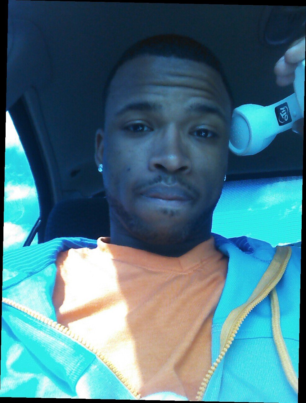 mr_belle2u's profile picture. 