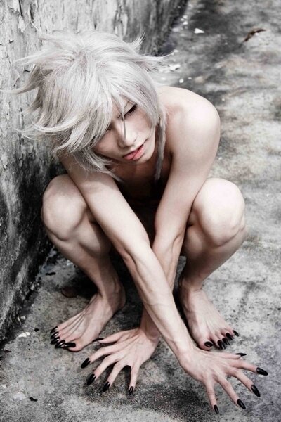Bark bark! *wags tail*
-RP #Kuroshitsuji  #BlackButler-