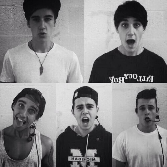 BEAU DANIEL JAMES FOLLOW!
TheJanoskians|OneDirection|HollywoodEnding| ZAKxxxx! |