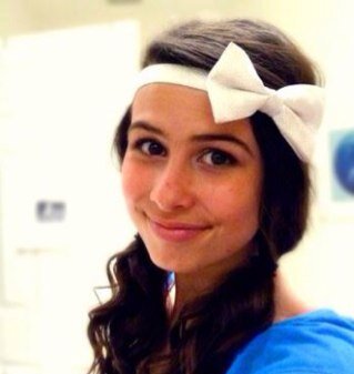 I'm 100% #Cimfam! I really love @CimorelliBand. The Cimgirls are my role model. Please follow me I follow back! :)