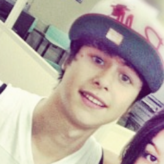 pedromeeuanjo's profile picture. pedro e justin ♡