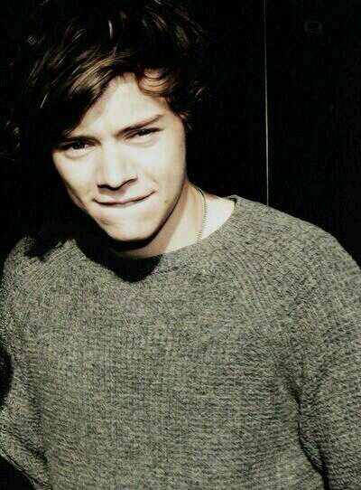 go follow @orgasmicrolls bc she gave you a free follow ily