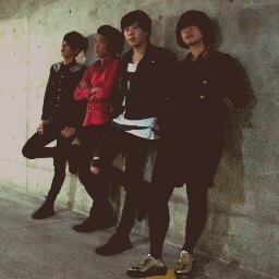 関西を中心に活動中のバンド、MOTELのアカウントです。
HPから音源試聴できます。

 Vo&Gt, @16motel
Gt,  @ajr_1004
Ba,  @umisuzume_
Dr,  @drugdrum

出演のお誘い、チケット取り置き等はこちらまで。   m_o_t_e_l@hotmail.co.jp
