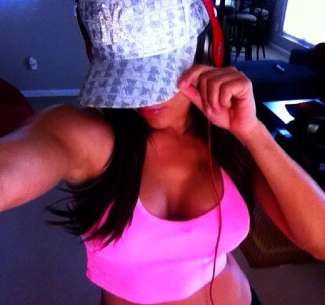 BesosFromNikki's profile picture. Hi #BellaArmy Nikki here just to say Los amo and this is my twitter as an individual Brie and I are seeing what it's like to go solo #besos