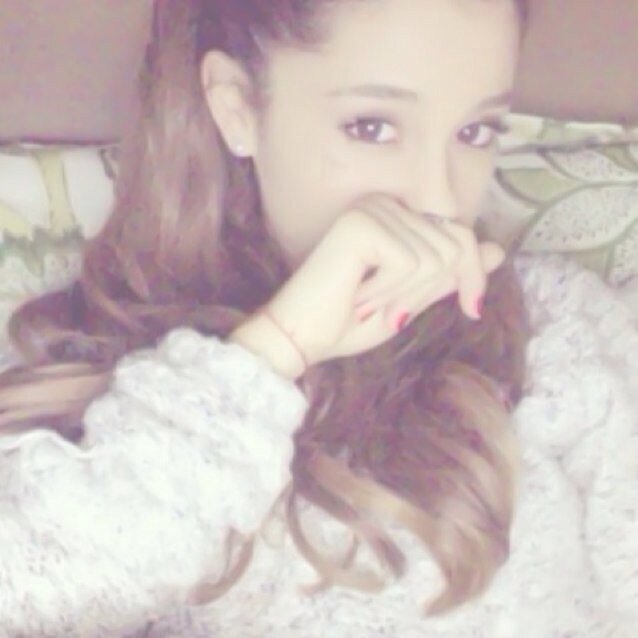 i love Ariana Grande soooo much!!!!!!