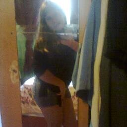 → Euu queroo.
Euu PossO.
Euu coonsiigO ←
●๋• Siimplees αssiim ~
Twittando até o fim! ;p