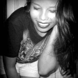 #Get to know me. # music lover, #LP #Blink 182 # Metallica #1D- just a few. Follow and get followed!