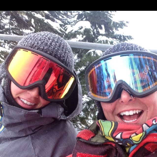 joy_riderz's profile picture. http://t.co/2B0hUMRkw4 Featuring Claudia Avon Snowboarding.