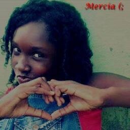 eu amo minha vida do jeito que ela e por que eu sou o que ninguem vai mudar isso eu amo meus estudos ele e muito importante na minha vida
