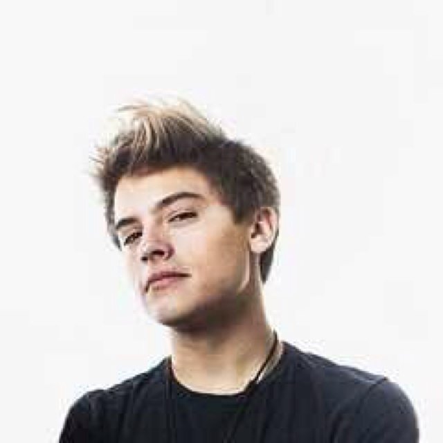 theSprouseDyl's profile picture. Child actor who didn't do meth. Also: -Amateur Video Game Designer -Self Proclaimed Artist -Human -Pokemon Enslaver #Single {RP}