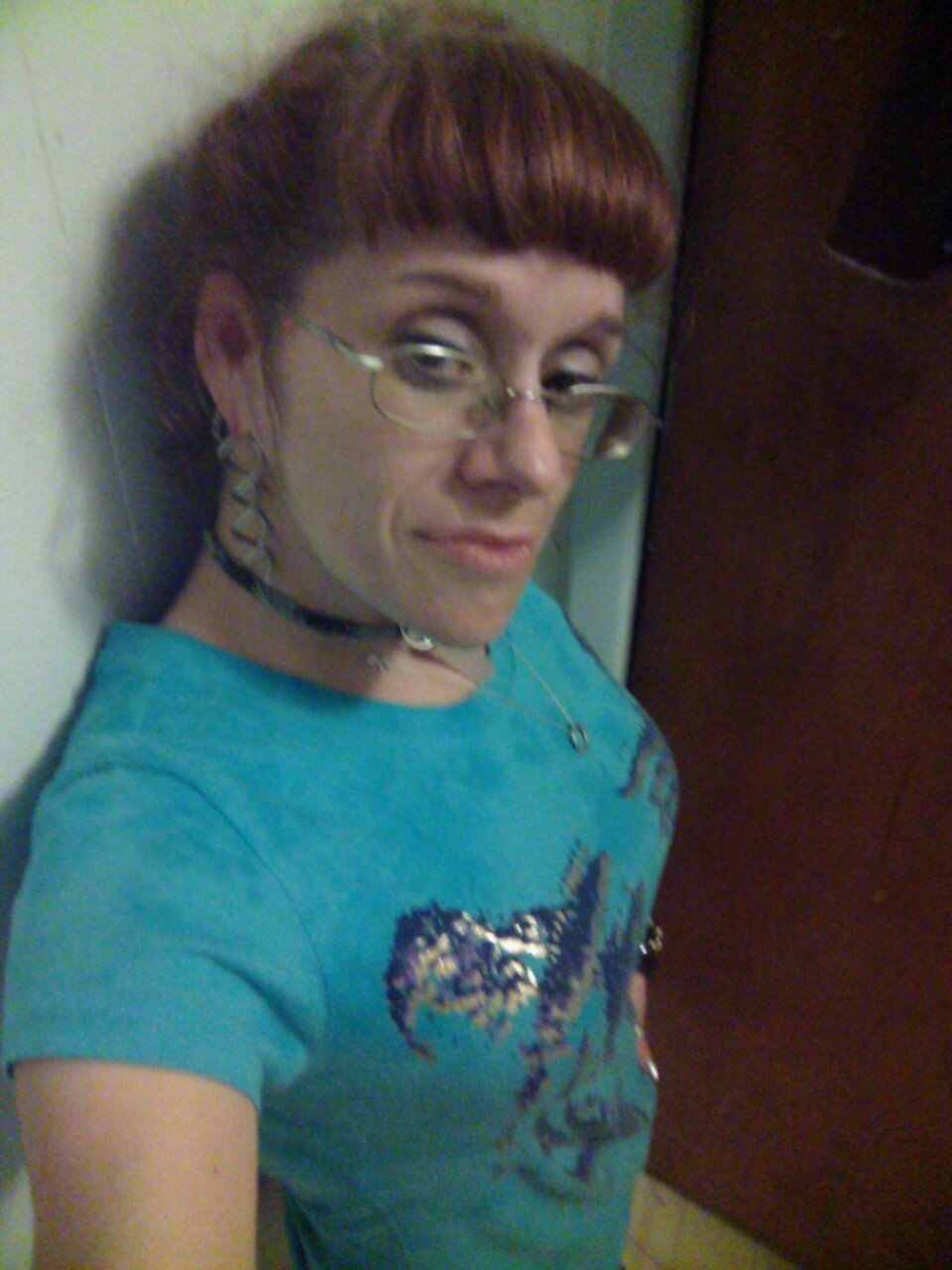 I'm an indepent-to-a-flaw, strong-willed little Southern chick who enjoys all that life has to offer.