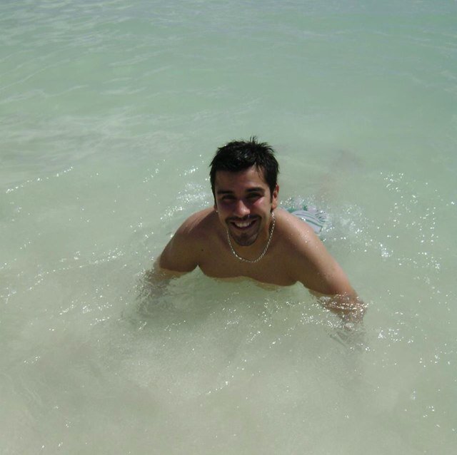 Feliz por la vida... agradezco a dios por todas las alegrías q me da!!!