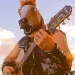 não basta só ser fã da banda tem que zoar um pouco ela também, não é mesmo berserkers?
