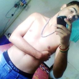 MORENO ALTO ENGRAÇADO E MINHA MÃE FALA Q SO BONITO KKK