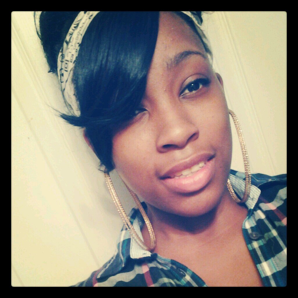 is the motive 
       Dayia, Zion, Zytece 
everything i speak